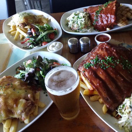 The Alex Bar & Grill - South Australia Travel 0