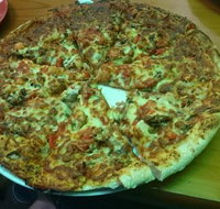 Pizza in the Pan - South Australia Travel