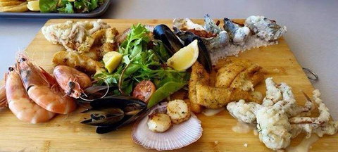 Taylors Waterfront Restaurant & Function Centre - South Australia Travel 3