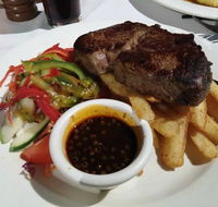 Desert Oaks Bistro - South Australia Travel