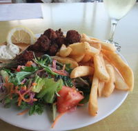 Beachfront at Bicheno - South Australia Travel