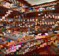 Sticky Fingers Candy Store - South Australia Travel