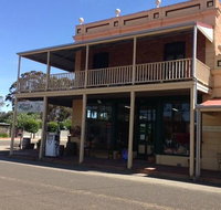 Henry Jones Winery  Cafe - South Australia Travel