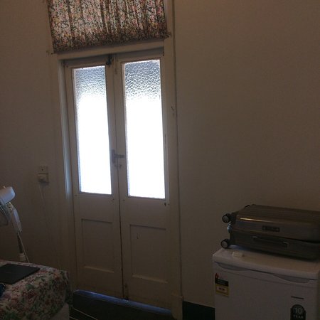 Quairading Hotel - South Australia Travel 0