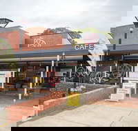 Avenues Cafe Bar - South Australia Travel