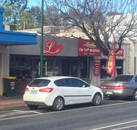 Lovell's Bakery on the Murray - South Australia Travel