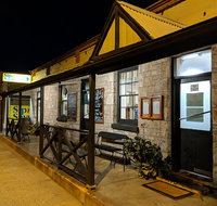 Riverton Hotel - South Australia Travel