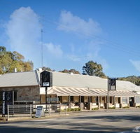 Sevenhill Hotel - South Australia Travel