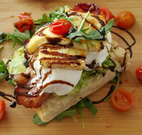 Deedot Coffee House - South Australia Travel