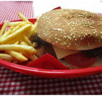 Mel's Diner  takeaway - South Australia Travel