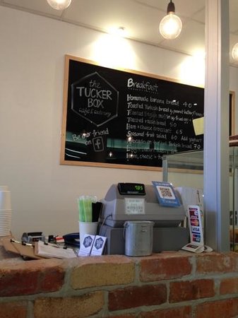 The Tucker Box - South Australia Travel 0