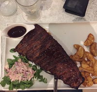Trinity Beach Tavern - South Australia Travel