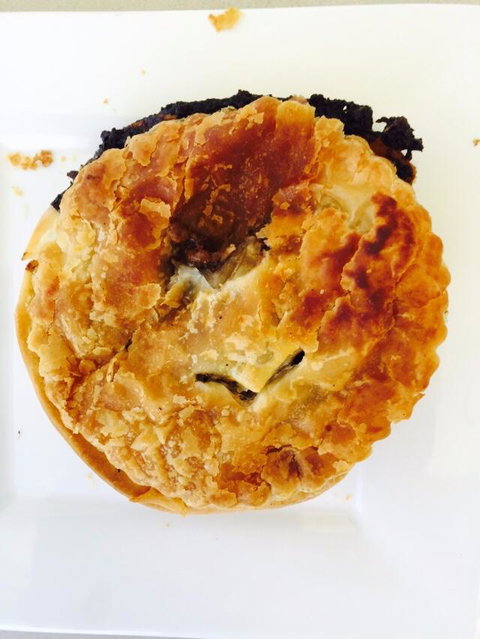 Peregian Beach Bakery - South Australia Travel 2