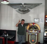 Retro Style Dinning - South Australia Travel