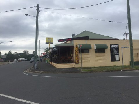 Bororen Hotel Restaurant - South Australia Travel 0