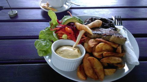 Byfield General Store - South Australia Travel 0