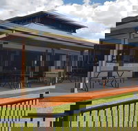 Tully Heads Tavern - South Australia Travel