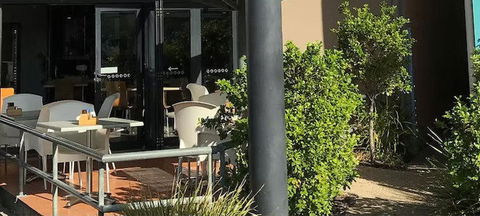 The Coffee House Apartments & Bistro - South Australia Travel 1