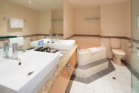 Royal on the Park - South Australia Travel 12