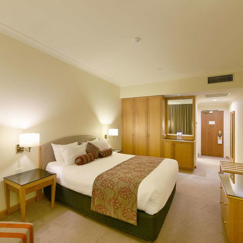Duxton Hotel - South Australia Travel 7