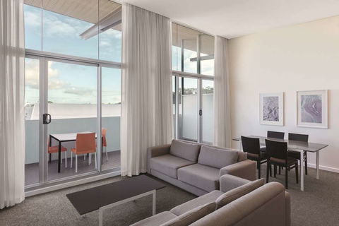 Adina Apartment Hotel Perth - South Australia Travel 7