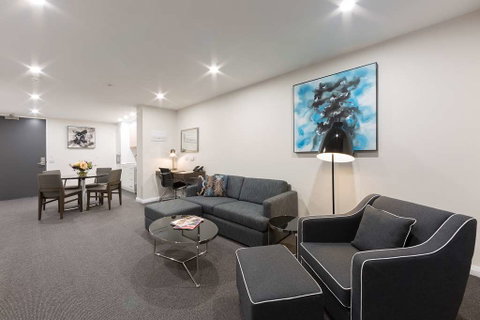 Avenue Hotel Canberra - South Australia Travel 5