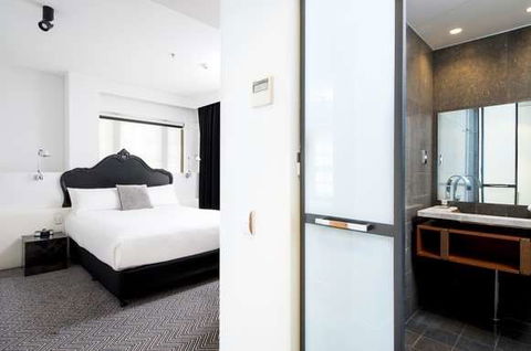 Peppers Gallery Hotel, Canberra - South Australia Travel 6