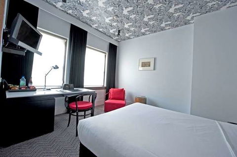 Peppers Gallery Hotel, Canberra - South Australia Travel 9