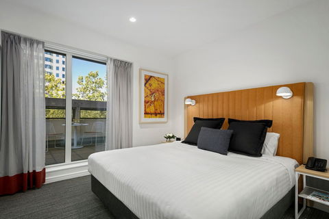 Quest Canberra City Walk - South Australia Travel 8