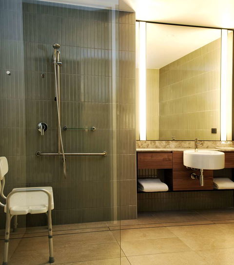 A By Adina Canberra - South Australia Travel 9