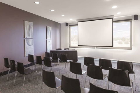 Travelodge Hobart Airport - South Australia Travel 13