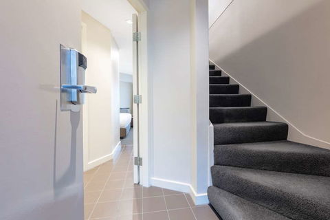 Amora Hotel Riverwalk Melbourne - South Australia Travel 8