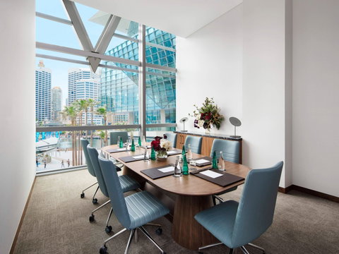 Sofitel Sydney Darling Harbour - South Australia Travel 9