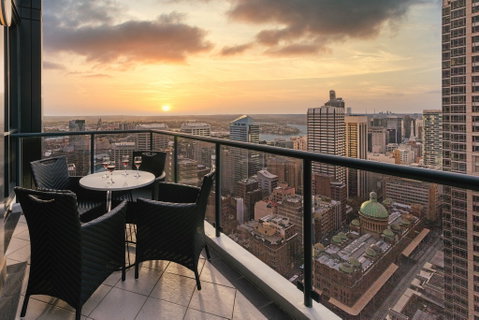 Meriton Suites Pitt Street - South Australia Travel 0