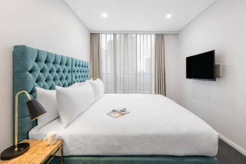 Meriton Suites Pitt Street - South Australia Travel 9