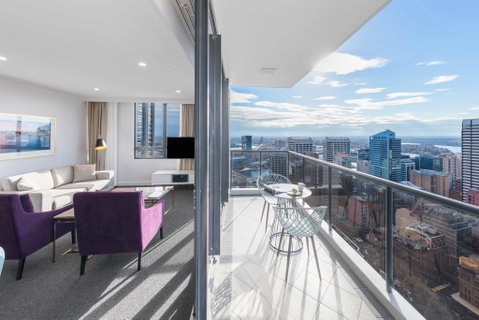 Meriton Suites Pitt Street - South Australia Travel 12