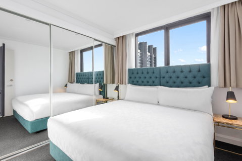 Meriton Suites Pitt Street - South Australia Travel 15