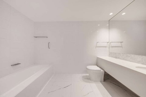 Vibe Hotel Sydney - South Australia Travel 7