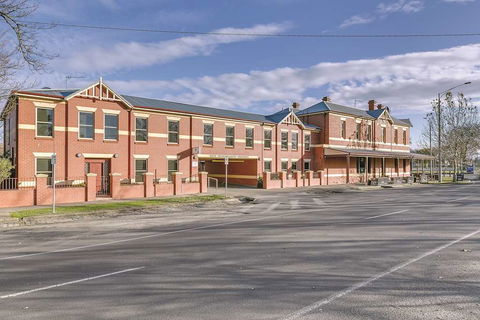 Lake Inn Ballarat - South Australia Travel 0