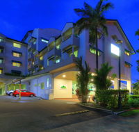 Cairns Sheridan Hotel - South Australia Travel