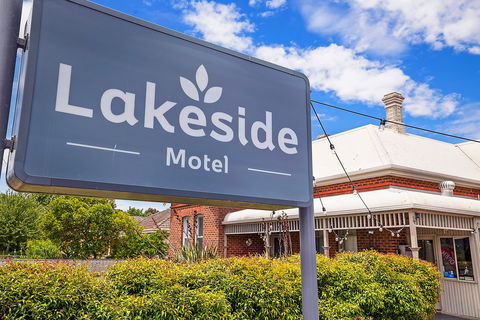 Hamilton Lakeside Motel - South Australia Travel 2