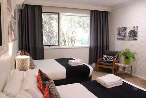 Prom Country Lodge - South Australia Travel 1