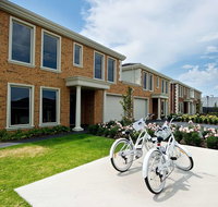 Mansi on Raymond - South Australia Travel