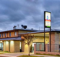 Aastro Dish Motor Inn - South Australia Travel