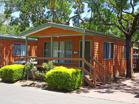 Adelaide Caravan Park - South Australia Travel 1