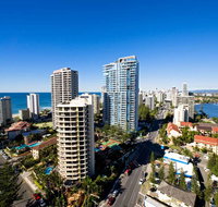 Wyndham Surfers Paradise Resort - South Australia Travel