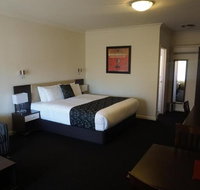 Charles Sturt Suites - South Australia Travel