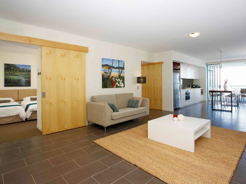 Grand Mercure Apartments Magnetic Island - South Australia Travel 4