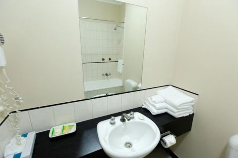 Barkly Motor Lodge - South Australia Travel 11