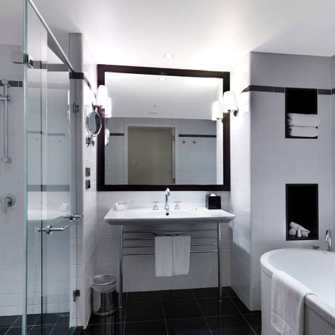 Amora Hotel Jamison Sydney - South Australia Travel 15